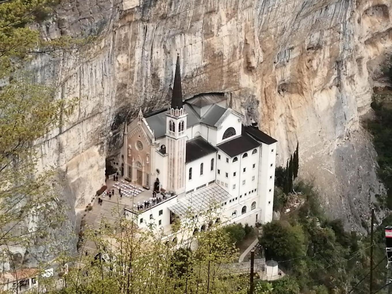 Casa Dell'Alpino Villa Caprino Veronese Buitenkant foto